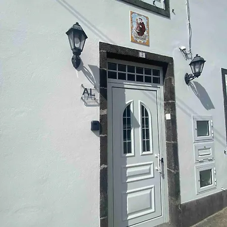 Casa Santo António Сasa de vacaciones *